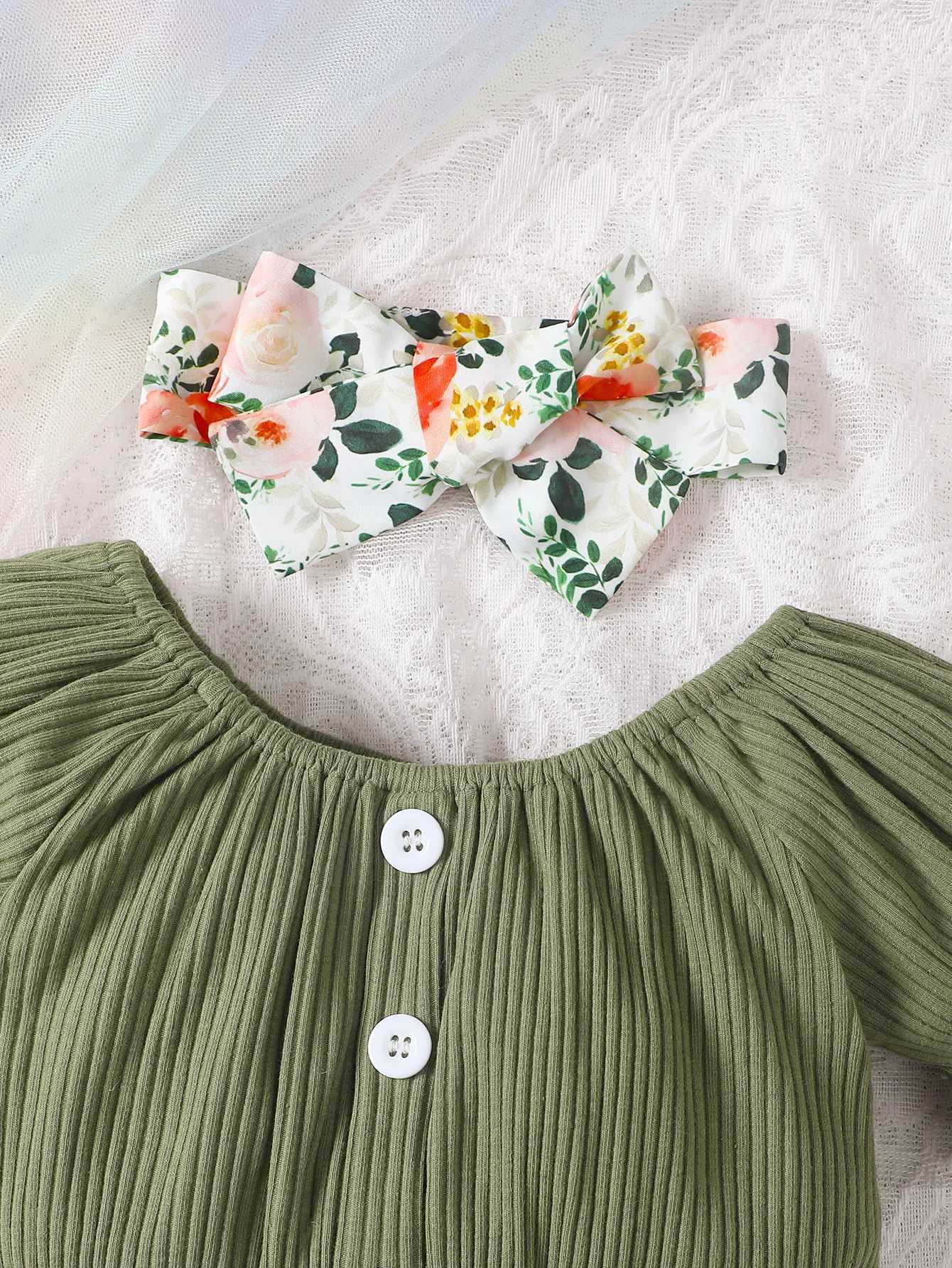 Summer round neck cute casual girl aged 0-2 Cotton Short Sleeved Headscarf Printed Bow Shorts Baby WearC250617