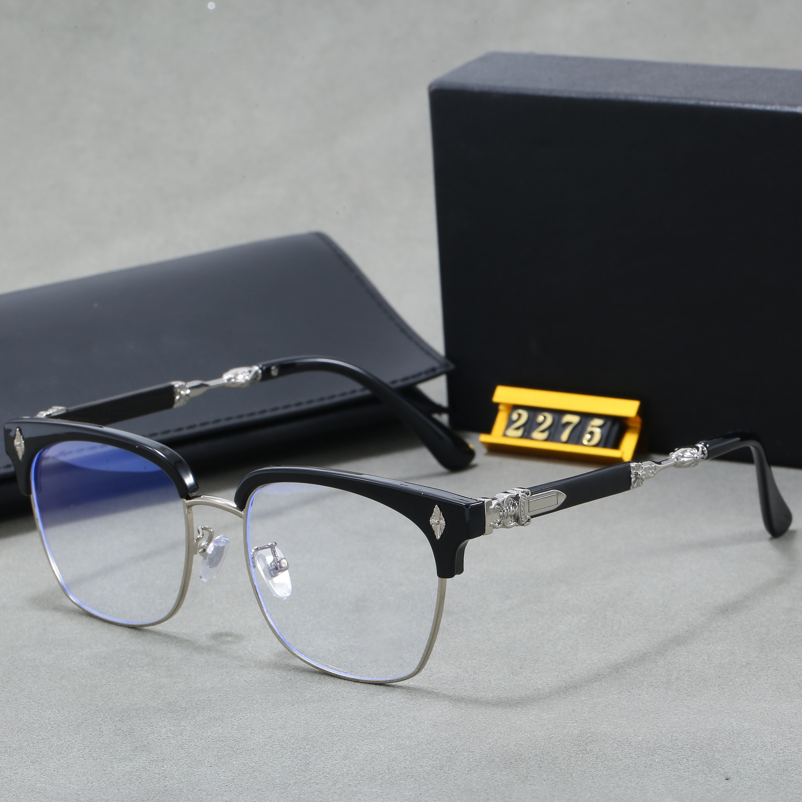 With Box Designer Sunglasses Luxury Eyeglasses Brand Glasses Black Gold Silver Clear Unisex Vintage Full Frame Summer Beach Casual Goggle Shading Polarized Glass