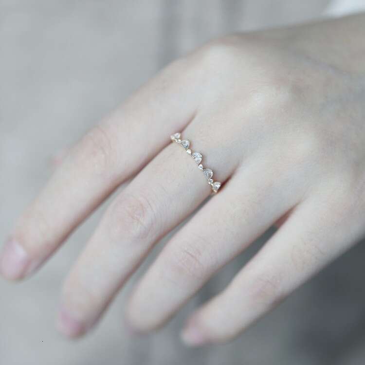 Snake-Shaped Zircon for Women, Ins Style, Niche, Light Luxury, Versatile, High-End Feel, Non-Fading, Adjustable Open Finger Ring