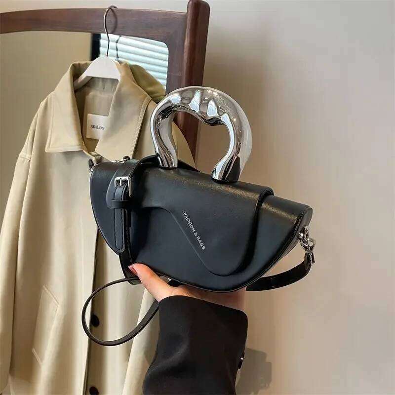 High Grade Dual Purpose Hobos Ladies 2025 Fashion Shell Shoulder Handbag Half Moon Package Boston Crossbody Bag Saddle Bags