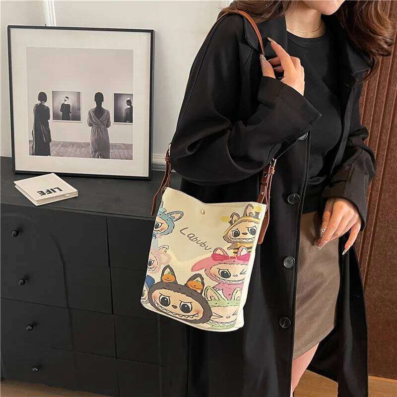 Labubu Bag Cartoon LABUBU Canvas For Students Large Capacity Commuting One Shoulder Bucket Crossbody Bag Anime Gift