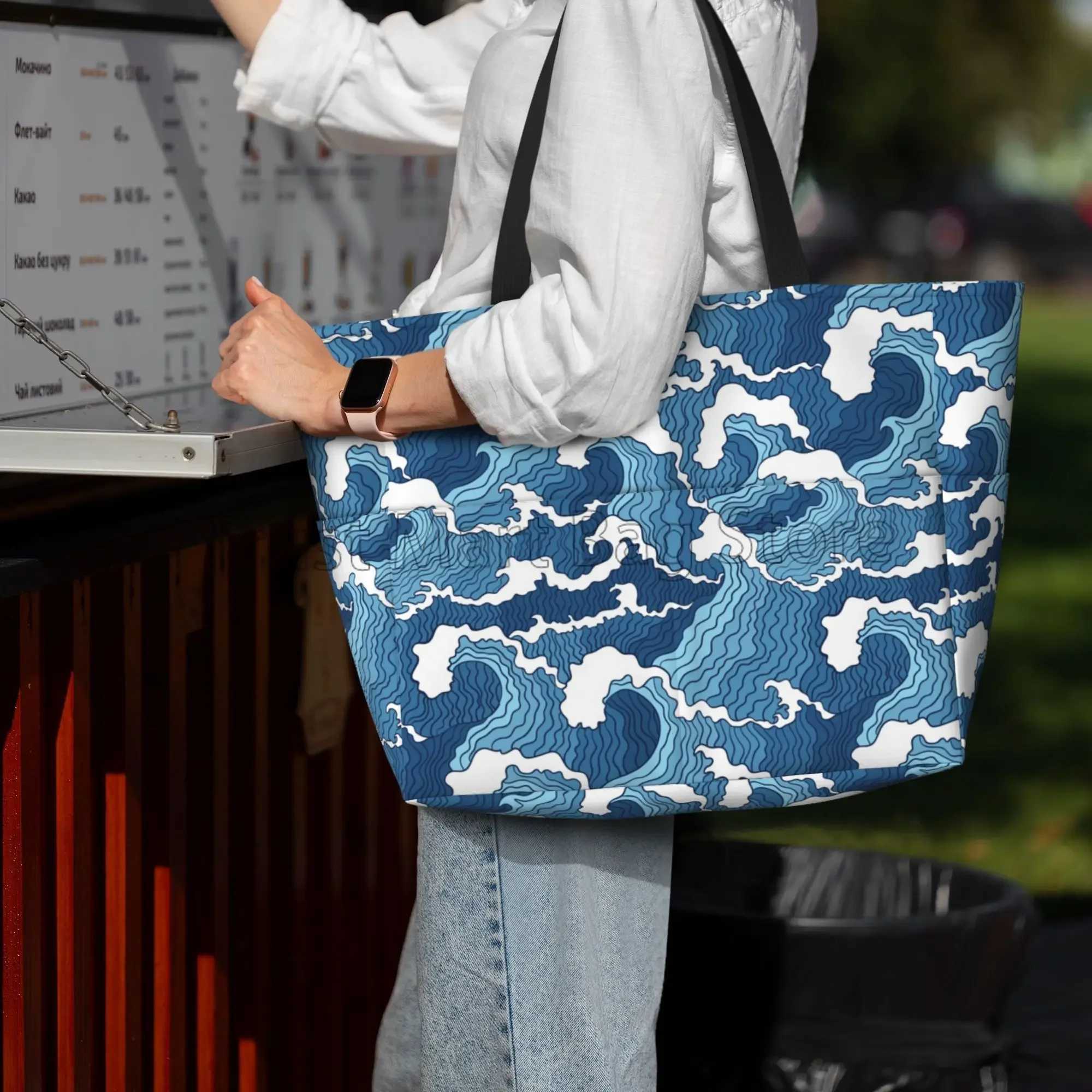 Sea Wave Beach Tote Bags for Women Waterproof Sandproof Large Pool Bag Stylish Zipper Beach Tote for Gym Travel Shopping School B250618