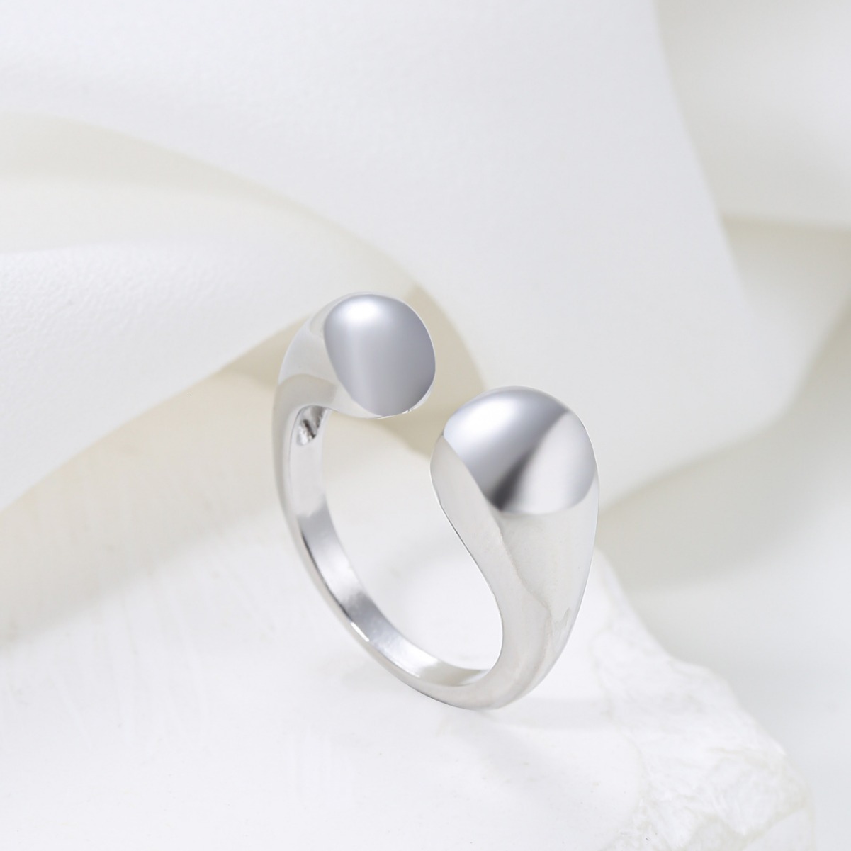 Fashion Fresh Sweet Personality Alloy Smooth Water Drop Shape Ring Design Korean Style Hand Jewelry