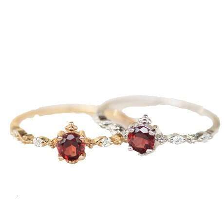 Sister Edition: High Imitation Wine Red Garnet Topaz Blue Exquisite Light Luxury Versatile Ring Women's Gift