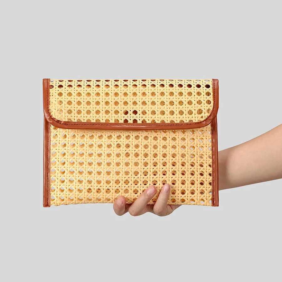 Fashion Imation Rattan Hollow Clutch Bag for Women Woven Shoulder Crossbody Bags Casual Summer Beach Bag 2025 Z250618