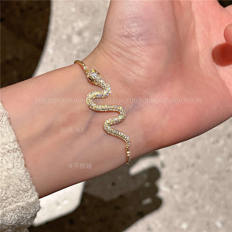 Elegant Socialite 2023 Micro-Inlaid Snake-Shaped New Niche Versatile Ins Style High-End Sense Jewelry Bracelet