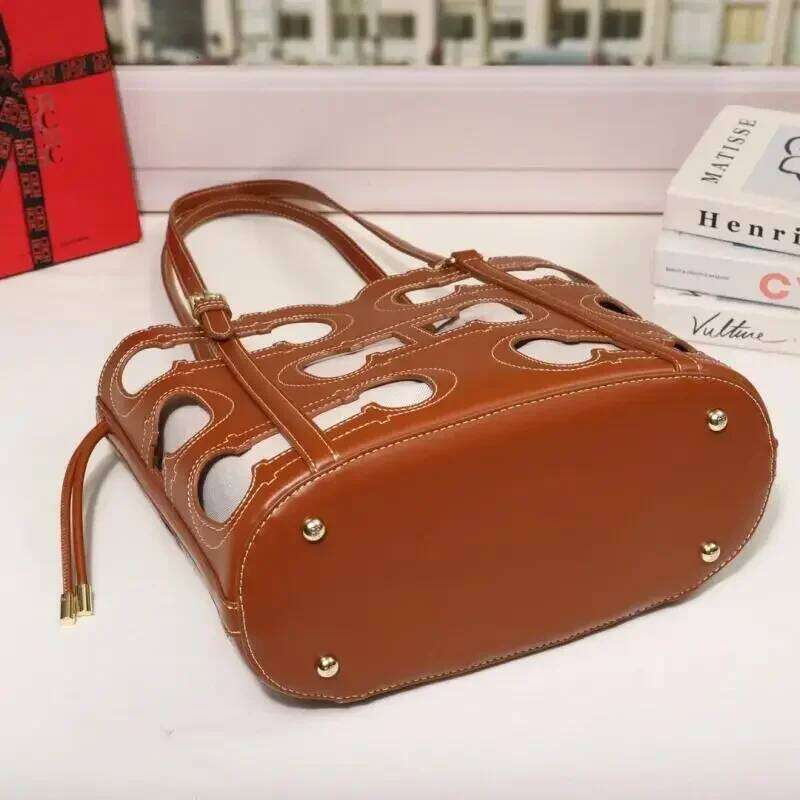 Shoulder Bag High-End Brand Fashionable Hollow Design Women's Handbag Large Capacity Simple Solid Color