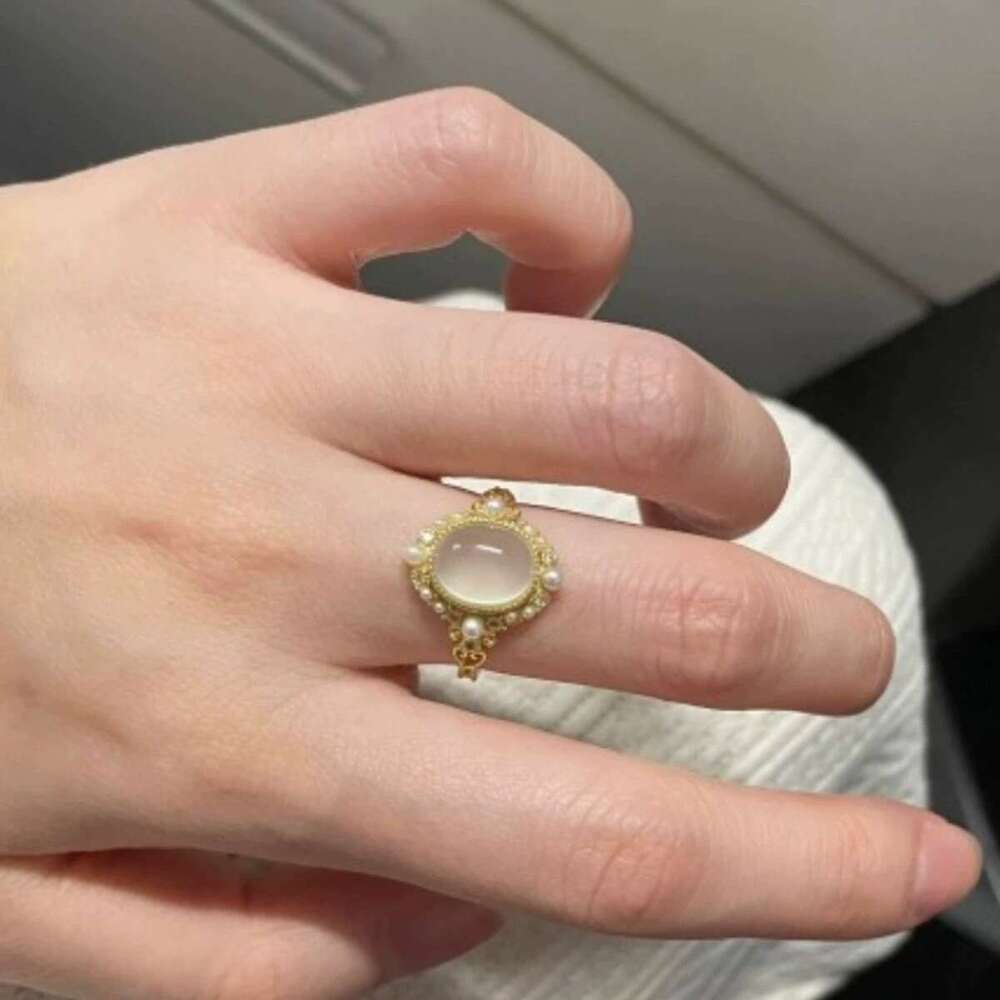 Same Style Fresh Green Simple Elegant Light Luxury Unique Niche Design High-end Ring