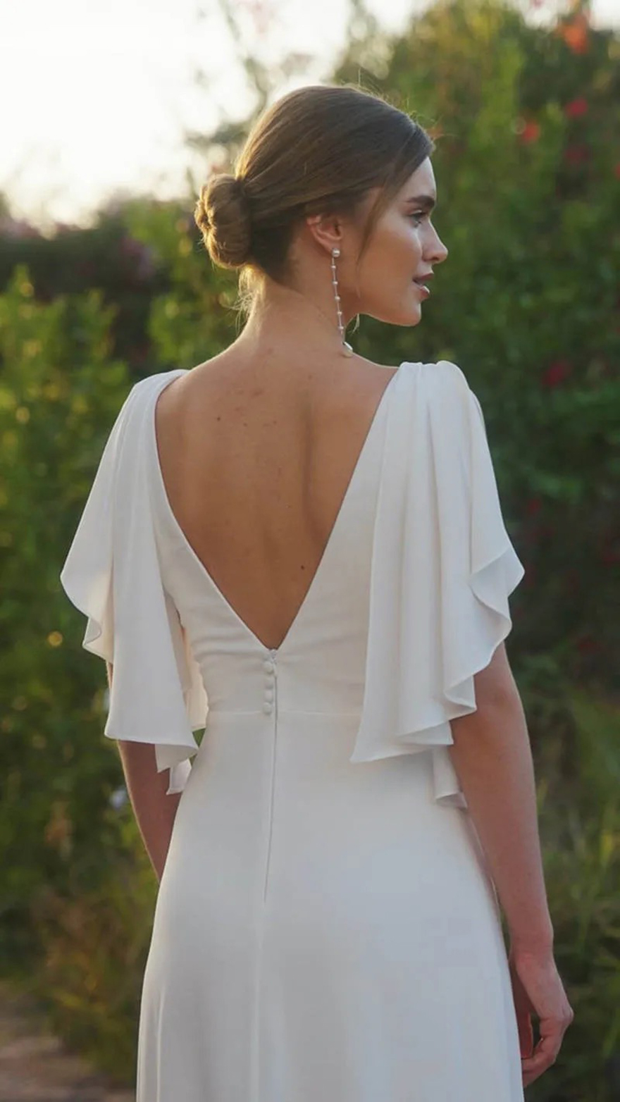 Simple Graceful White Wedding Dress A-Line With Deep V-Neck Customized Bride Gown Plus Size Special Occasion Vestidos De Novias
