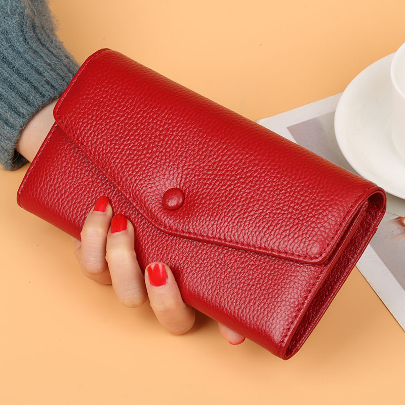 Free Shipping Designer Yellow Wallet Women 2025 New Medium Long Style 80% off Envelope Wallet Multi-Card Slot Luxury bag Classic Thin Wallet Dropshipp