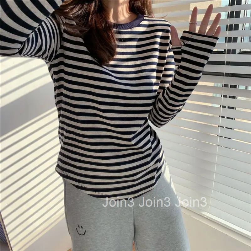 Old T-shirt Woman Long Sleeve High Quality Clothing Vintage Tees Striped Wholesale Fitted Art Kawaii Cool Pulovers O Womens Top