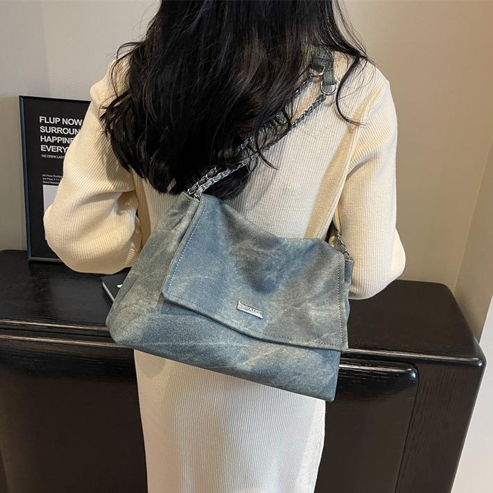 Free shipping designer Bag for Work Commute Underarm Bag Women Bag 2025 New Fashion Casual Shoulder Bag Simple Versatile Large Capacity Tote Bag