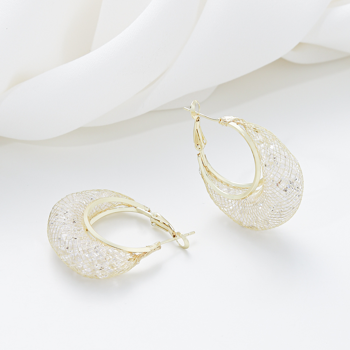 High-End Earrings for Women Mesh Copper Design Studs Versatile Trendy Temperament Ear Clips
