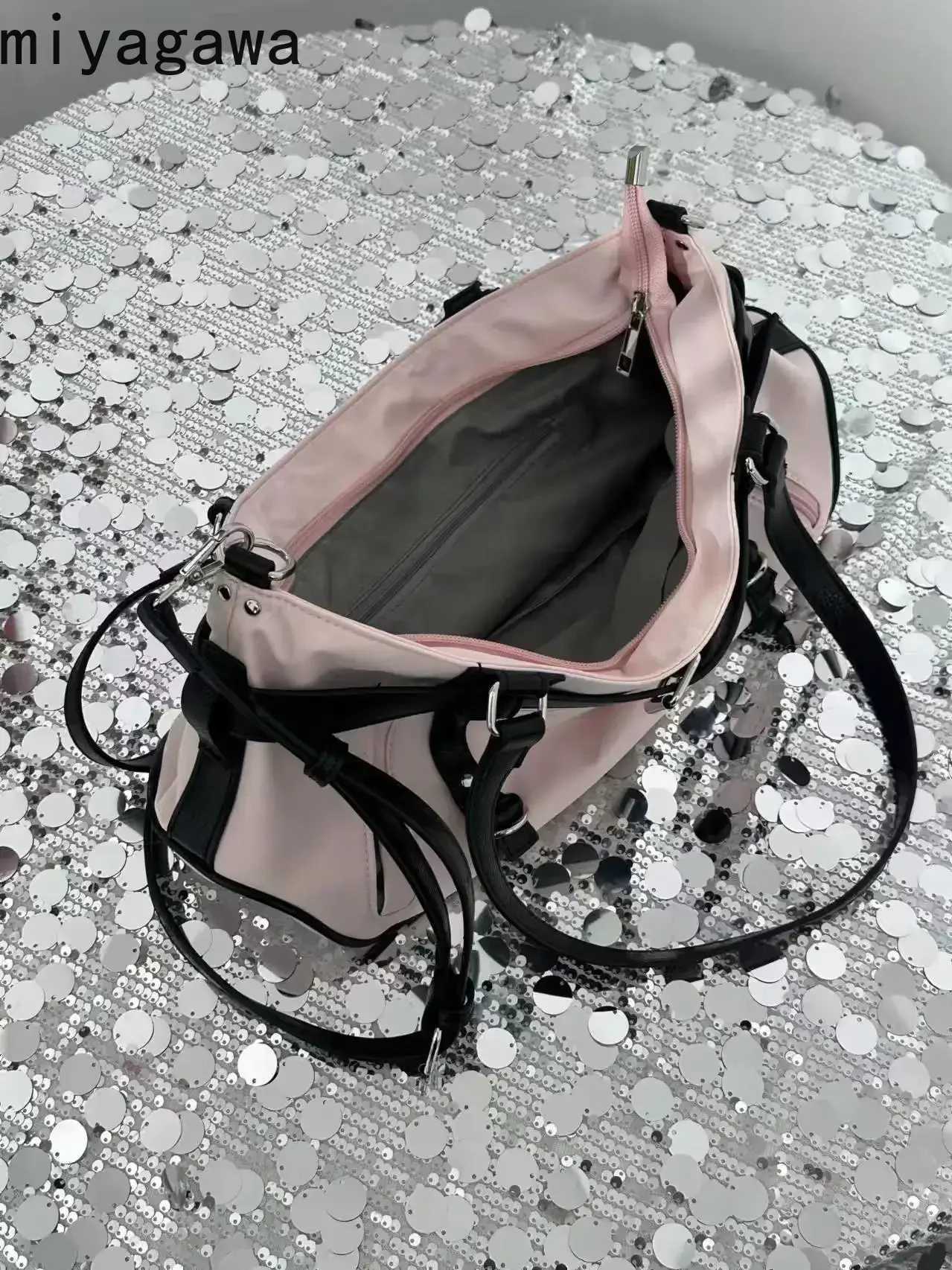 Miyaga 2024 Korean Niche Design Ctra Color Hand-held Tote Bag Large Capacity Versatile Commuting Shoulder Bags B250618