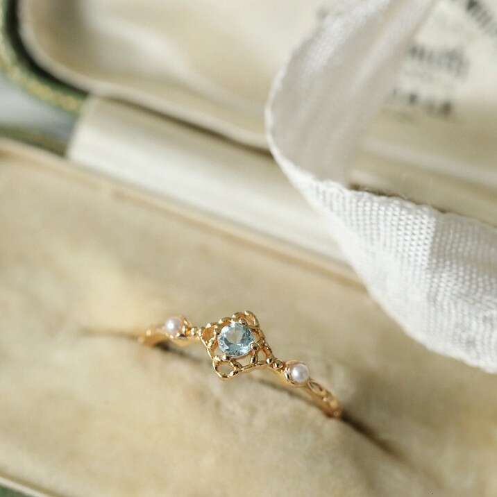 "Summer Solstice Blue" Premium Fresh High Natural Pearl Sky Blue Imitation Topaz Light Luxury Ring