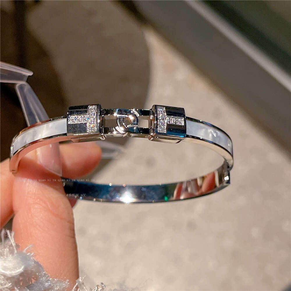 Sier High-End Micro-Paved Full Dia for Women 2023 Fashion Simple Titanium Steel Non-Fading Couple Bracelet