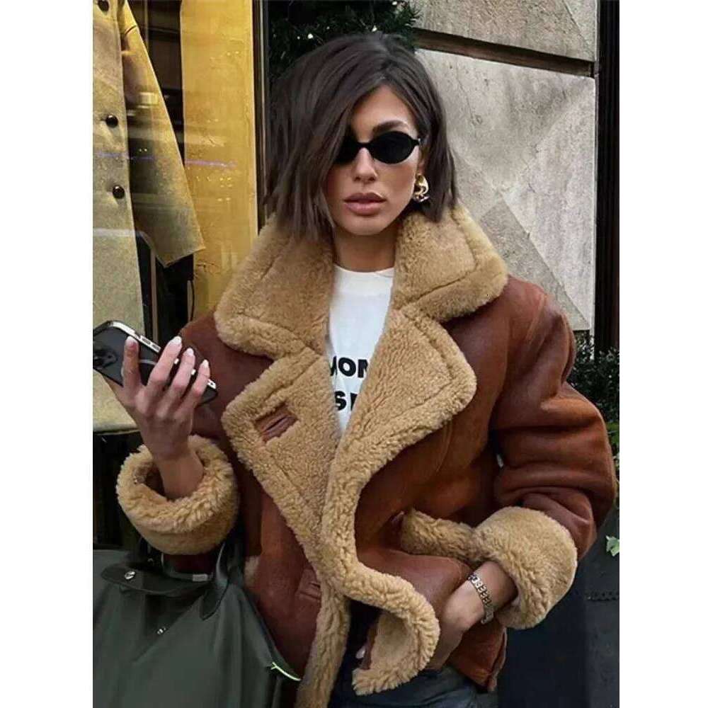 Fur One-Piece Coat Lamb Wool Leather Thickened Warm Patchwork Maillard Vintage Motorcycle Jacket Women Overcoat Outwear