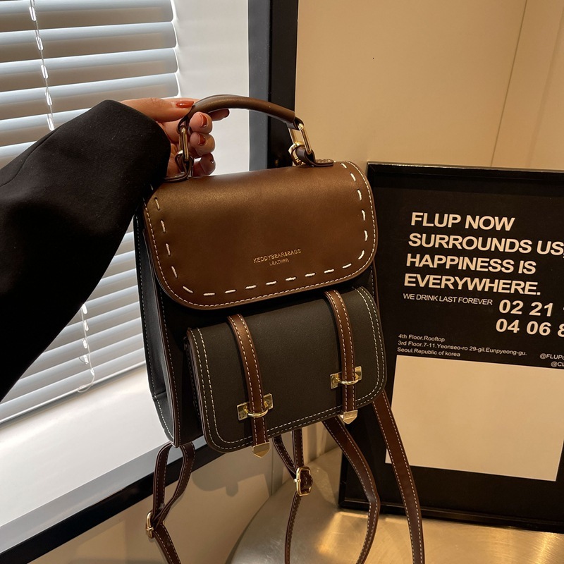 Free shipping designer Minimalist Casual Fashion Bag for Women 2025 New High-End Commuter Backpack Versatile Retro Handbag Shoulder Bag
