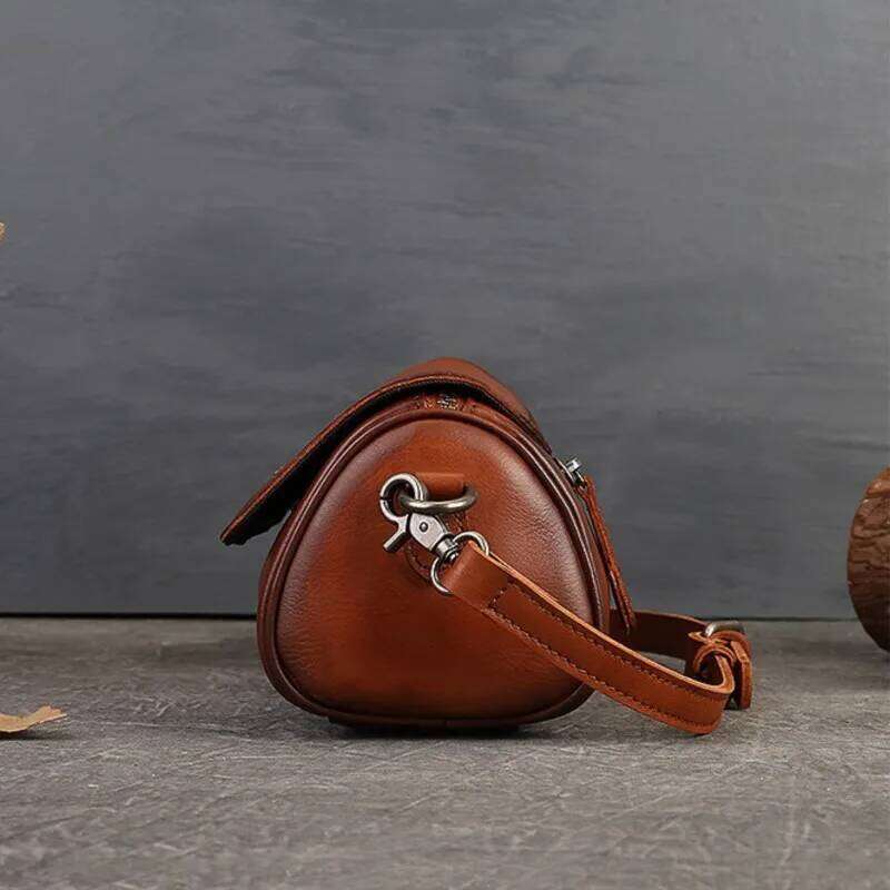 Johnature Vintage Genuine Leather 2025 New Summer Pillow Bag Handmade Versatile Solid Color Women Shoulder & Crossbody Bags