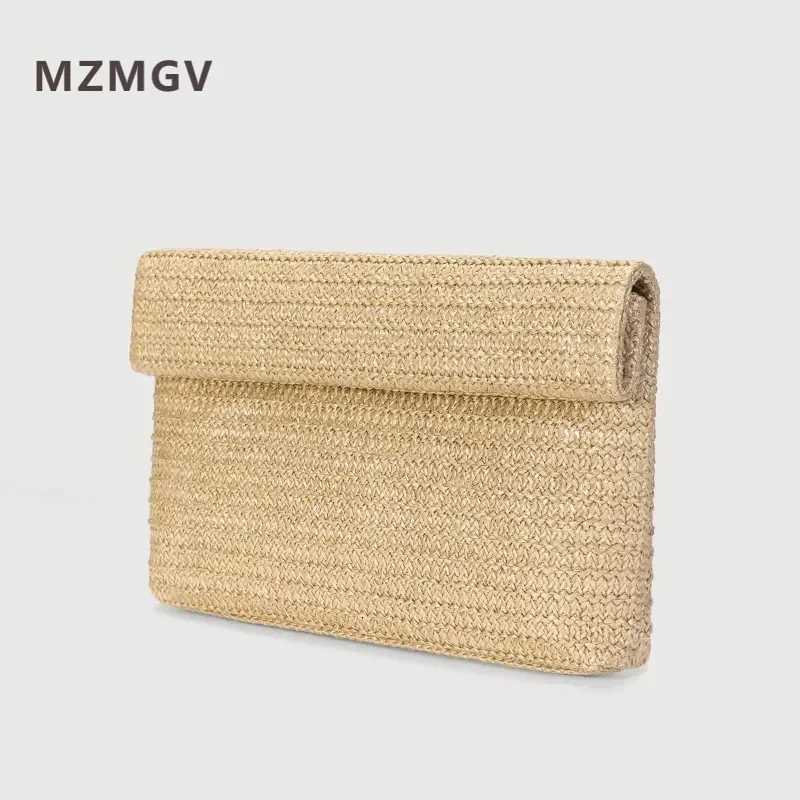 Fashionable Fold Straw Woven Clutch Bag Women Handmade Beach Bag Summer Hasp Envelope Clutch Purse Travel Street Photo Handbag Z250618