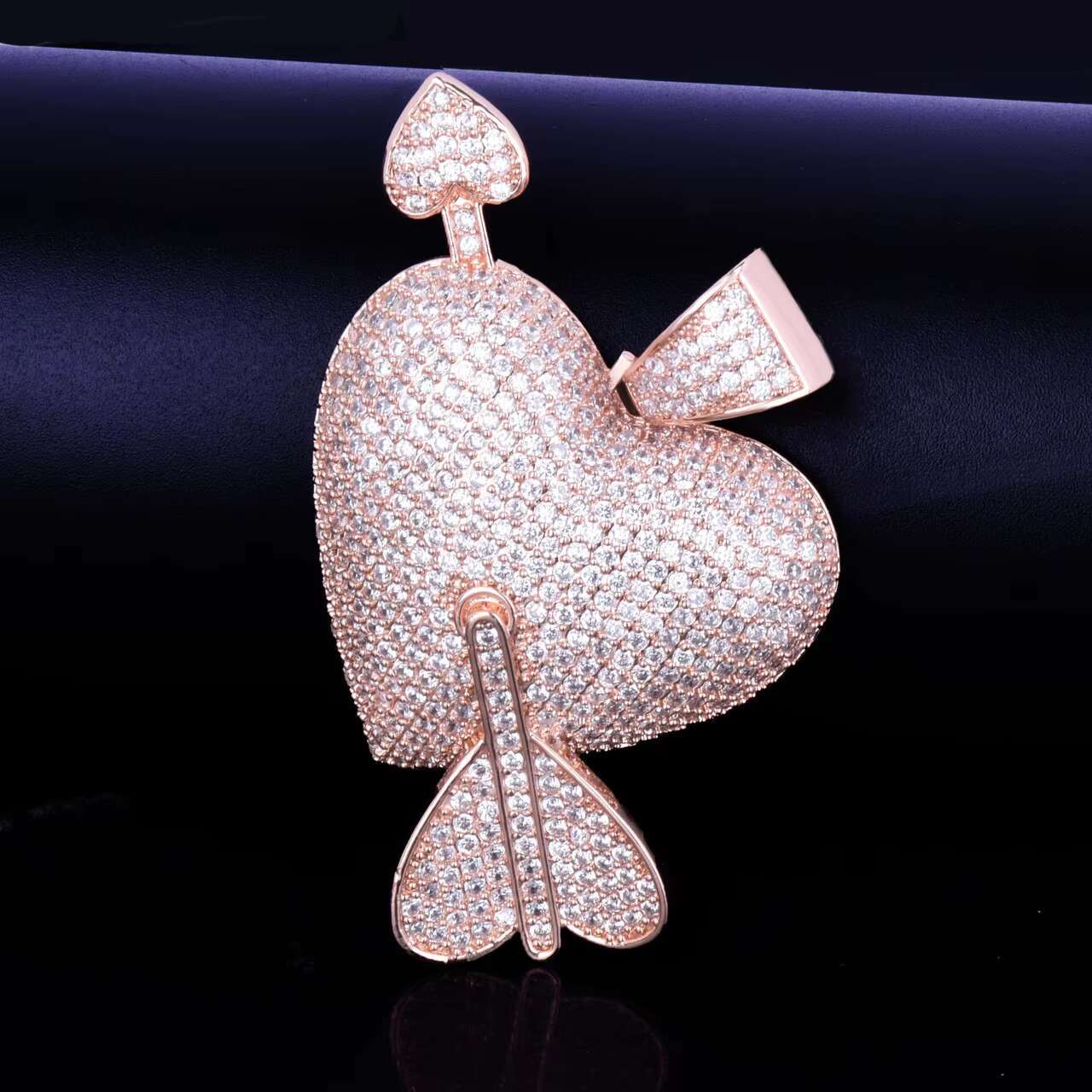 New Arrival Luxury 925 Silver 18K Heart Arrow Pendant Hip Hop Style Moissanite Jewelry
