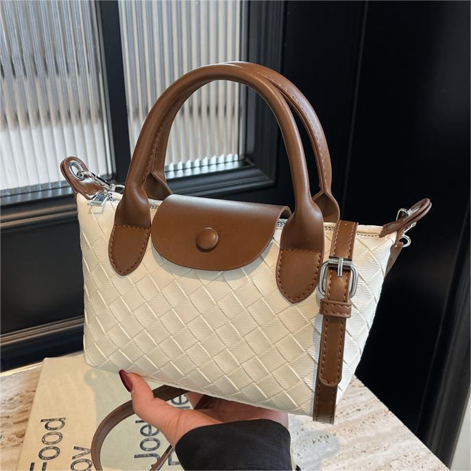 Free shipping designer Bag French Style Fashion Handbag Spring Summer New Women Bag Versatile Woven Small Square Bag Niche Trendy Crossbody Bag