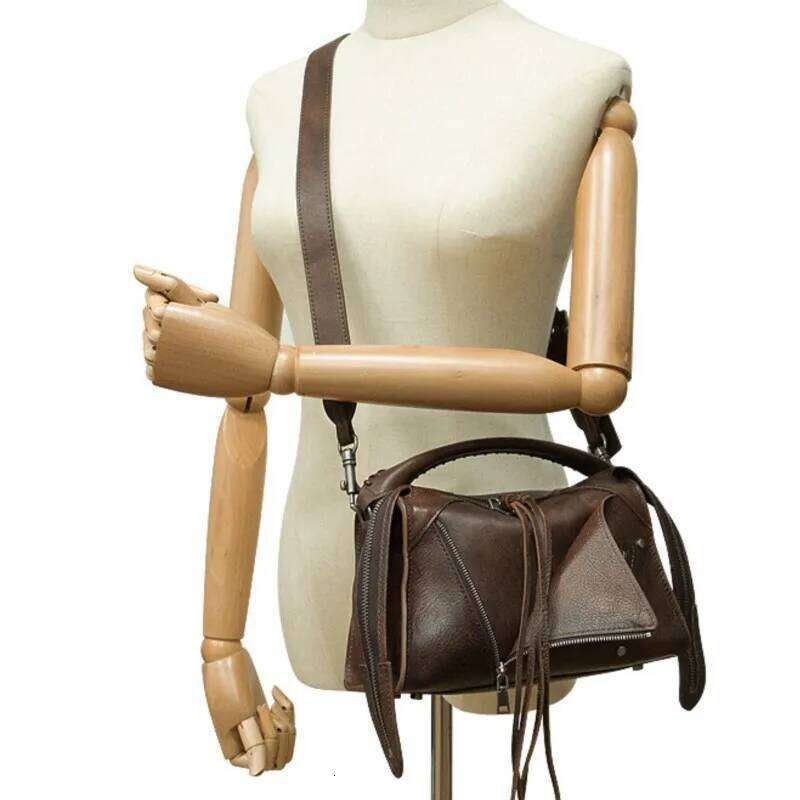 Johnature Genuine Leather Retro Lapel Handbag 2025 New Large Capacity Women's Bag Tassel Versatile Shoulder Crossbody Bags