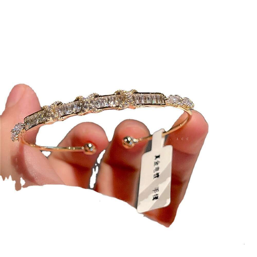 Princess Electroplated 14K Gold Full Zircon 2022 JOJO Jo Xiya Valentine's Day Gift Elegant Bracelet J27