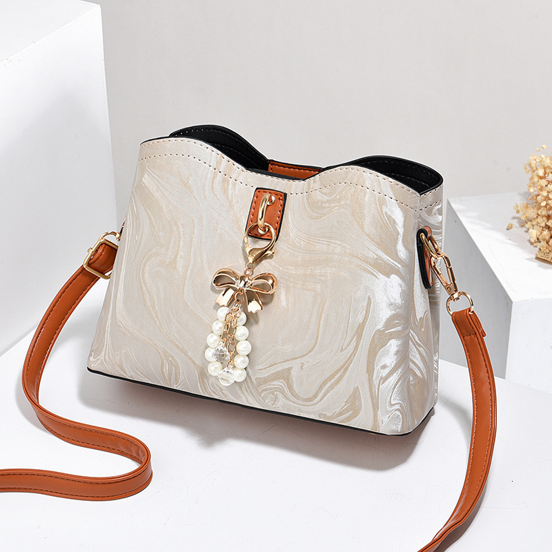 Simple And Elegant Designer Bucket Bag 2025 New Fashionable Color Block Small Bag Multifunctional Single Shoulder Crossbody Bag