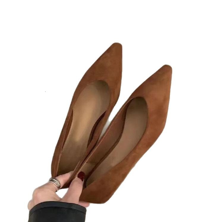 2025 New Slip-On Loafers for Women Versatile Autumn Winter Pointed Toe Brown Breathable Kitten Heels Low Heel High-End Feel ddmythur