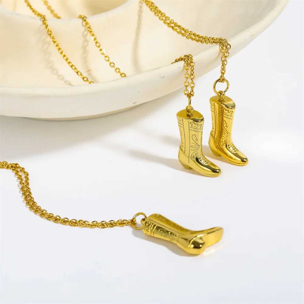 Stainless Steel Golden Color Western Cowboy Boots Pendant Necklace for Women Link Chains Collar Necklaces Cowgirl Gifts W250618