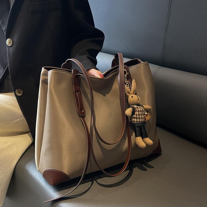 Free shipping designer Oxford Cloth Large Capacity Tote Bag for Women 2025 New Color-Block Casual Versatile Shoulder Bag Underarm Bag