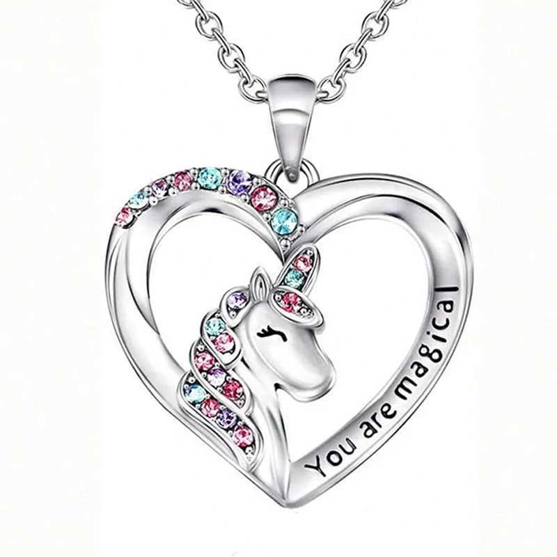You Are Magical Unicorn Necklace Heart Pendant Necklaces Unicorn Jewelry Gifts For Girls Daughter Granddaughter Birthday W250618