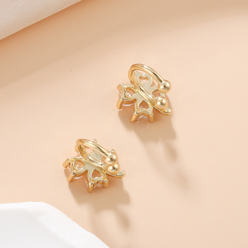 Cuff No Piercing Women Elegant Simple High-end Zircon Clover Ear Clip