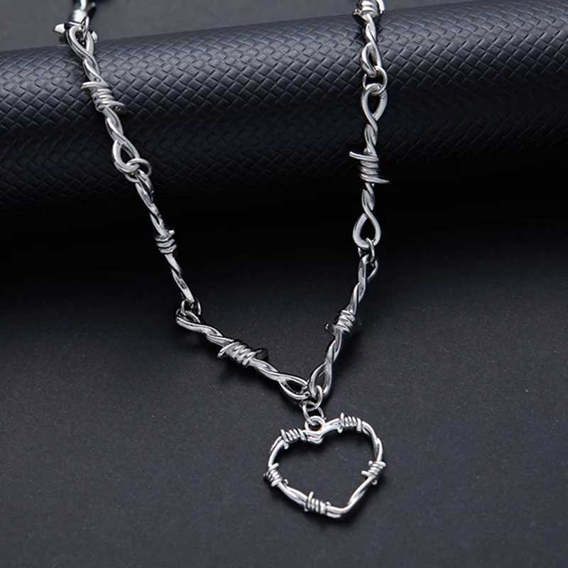 Personalized Punk Style Thorns Winding Love Pendant Necklace Ladies Fashion Trend Holiday Party Accessories Gifts W250618