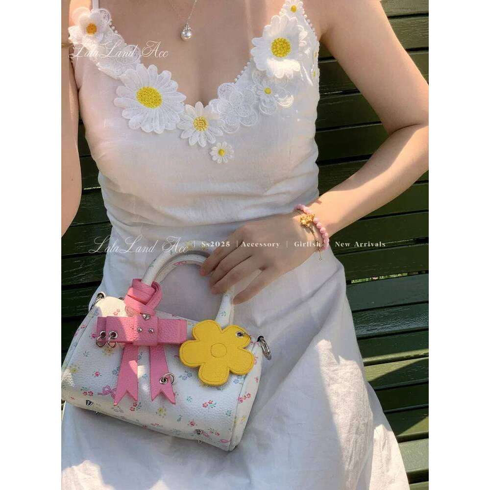 Japanese Original Ins Wind Floral Boston Bag 2025 Summer New Bow Cute Versatile Commuter Sweet Lady Refreshing Messenger Handbag