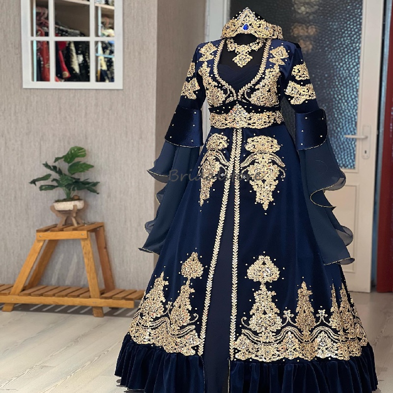 Traditional Navy Blue Turkish Wedding Dress With Gold Appliques Elegant Kaftan Moroccan Dubai Bridal Gowns Long Sleeve Bride Dress Robe De Mariee 2025