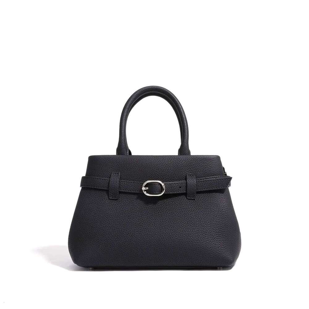 New Leather Handbag Premium Simple Versatile Messenger Niche Design Commuter Women's Bag Exquisite And Compact