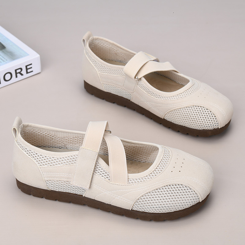 New Sports Mary Jane Women's Breathable Hollow Mesh Mom Thin Sole Ballet Style Versatile Casual Single Shoes for Women ddmythur