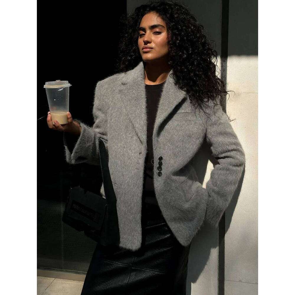 Bornladies Winter New Women's Collar Plush Jacket Elegant Loose Chic Coat Thicken Fashion Office Ladies Warm Button Outerwear