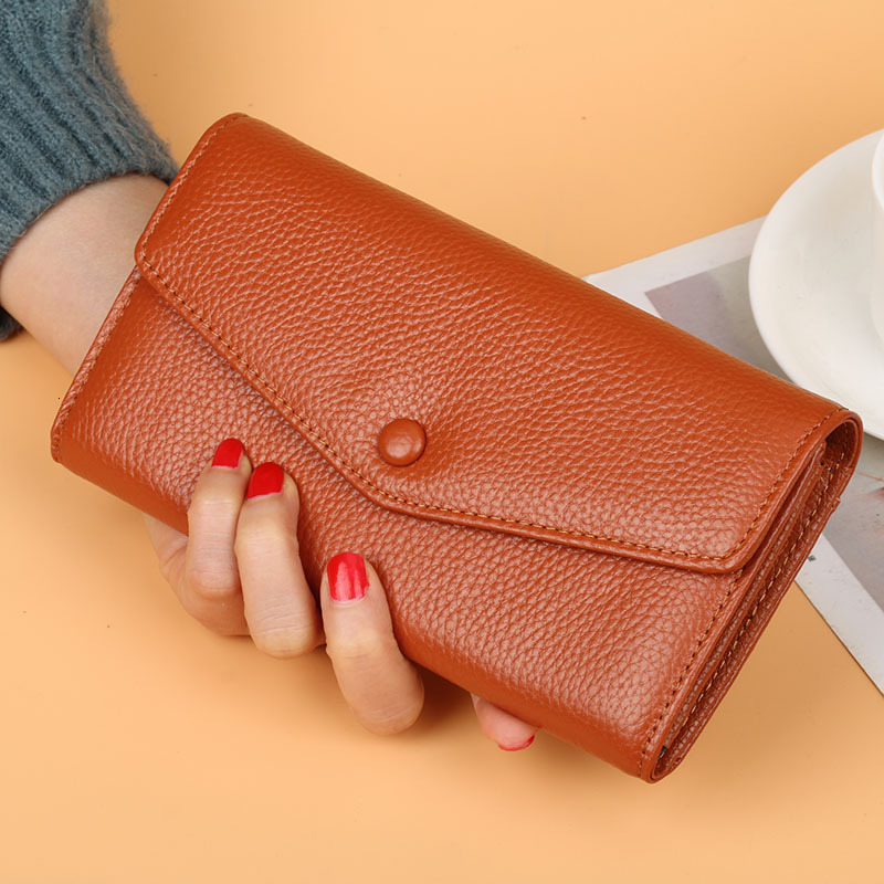 Free Shipping Designer Yellow Wallet Women 2025 New Medium Long Style 80% off Envelope Wallet Multi-Card Slot Luxury bag Classic Thin Wallet Dropshipp