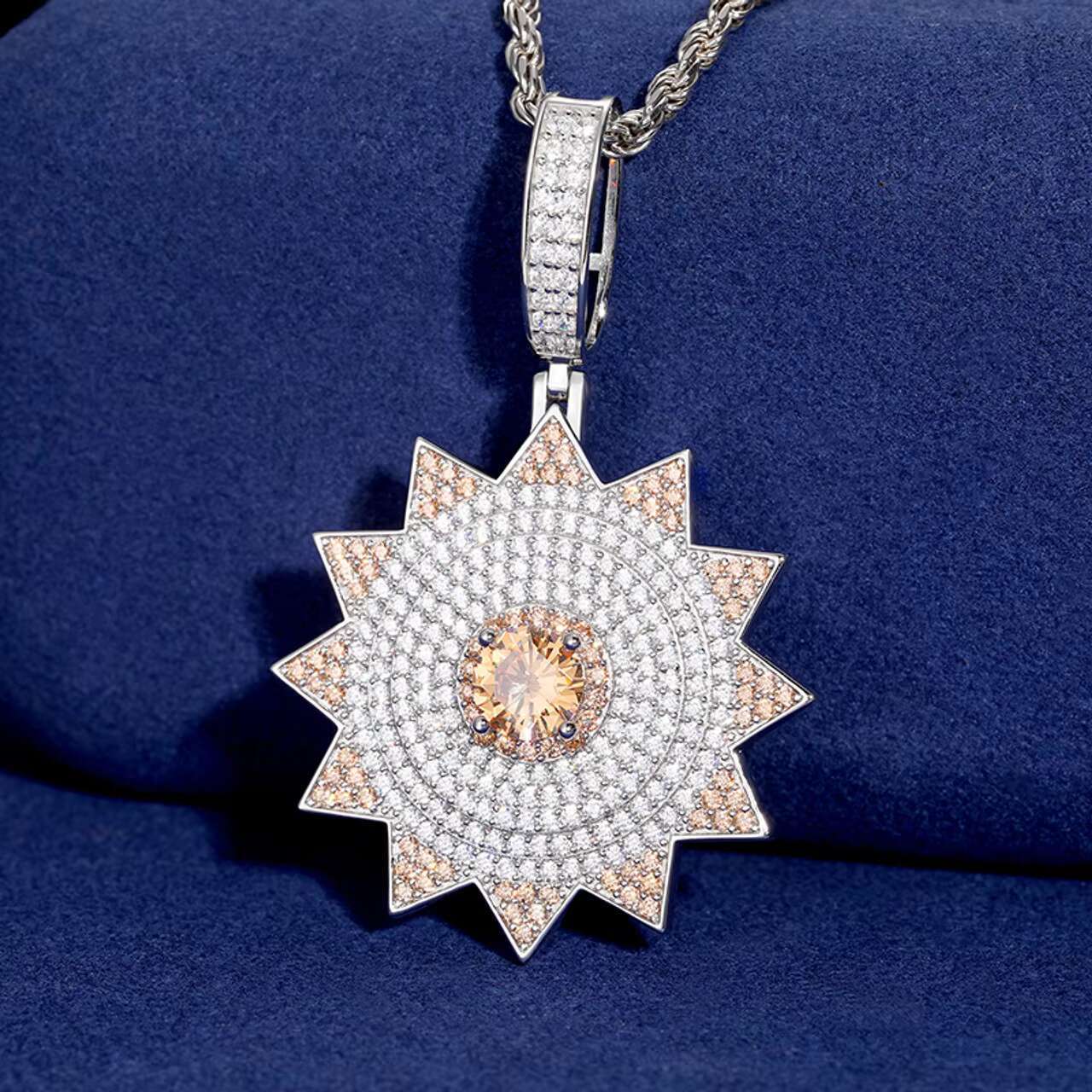 New Arrival 925 Sterling Silver Moissanite Diamond Pendant Necklace Hip Hop Style Moissanite Jewelry