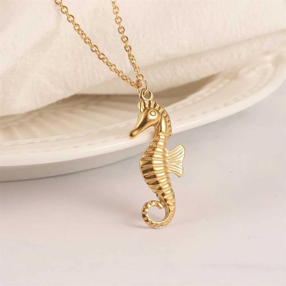 Stainless Steel Women Men Necklace Hippocampus Gold Color Seahorse Pendant Necklace Animal Jewelry Gift W250618