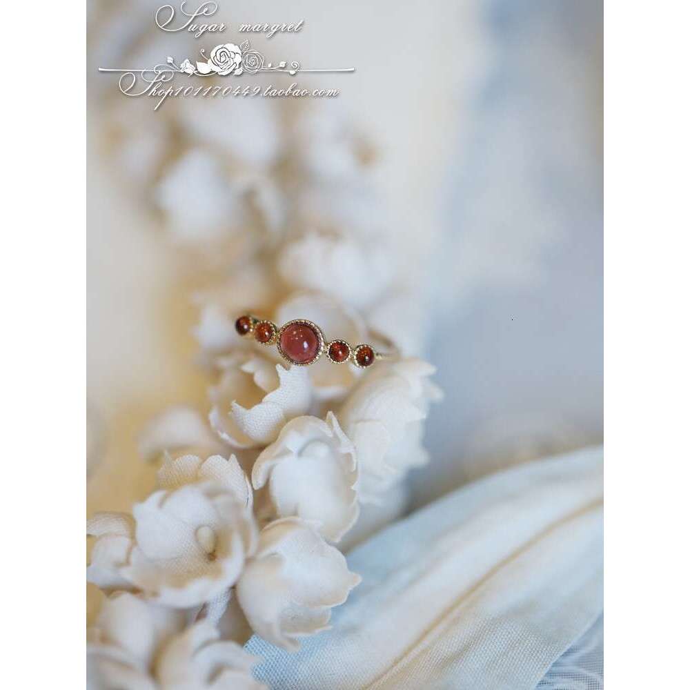 Rose Bouquet Brightening Natural Wine Red Garnet Light Luxury Romantic Women's Ring Elegant Style