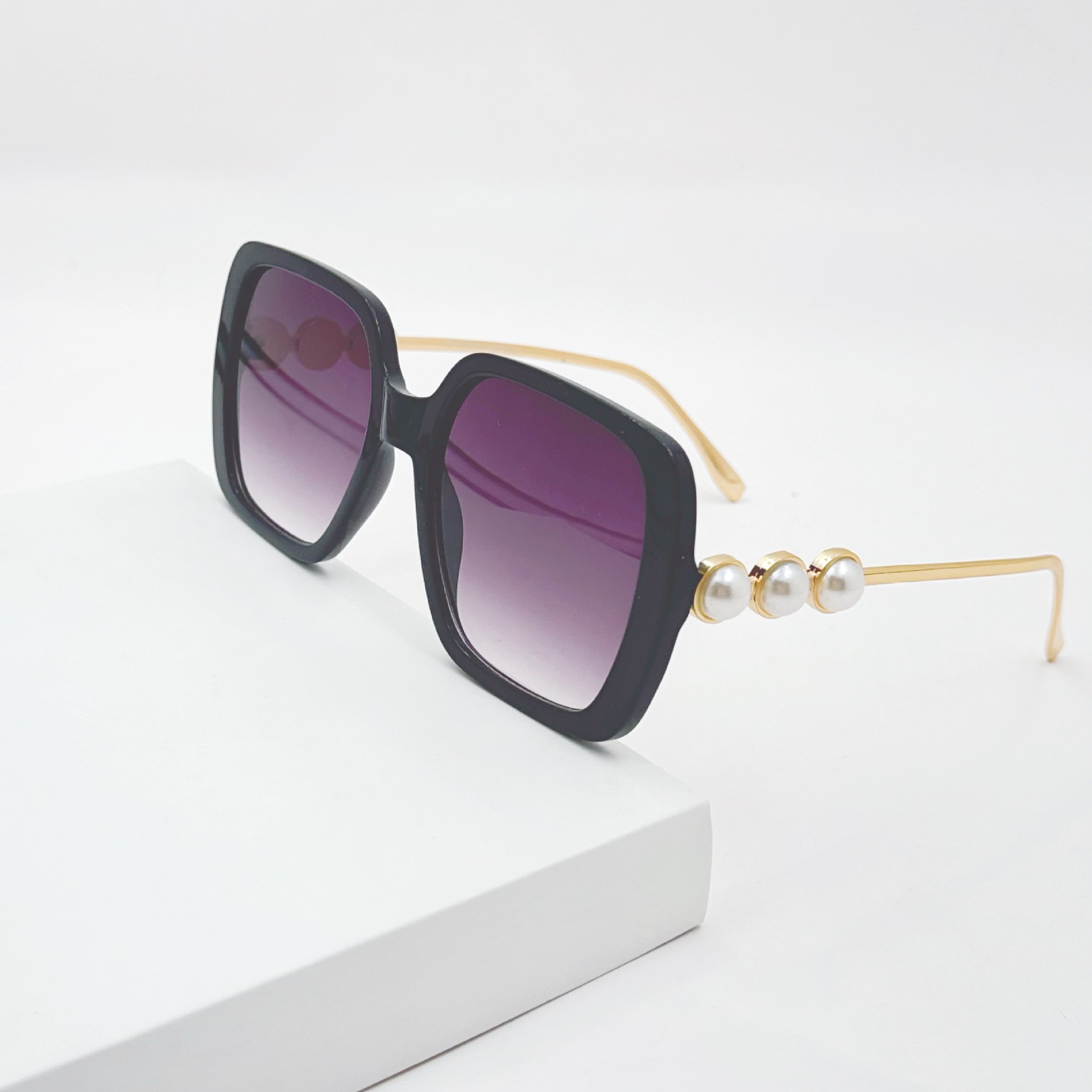 Designer Sunglasses For Women Men Fashion Sunglasses Luxury Polarized Lens Goggle Pilot PC Frame Oversized UV400 Eyewear Luxury Style Sunglasses DZ032