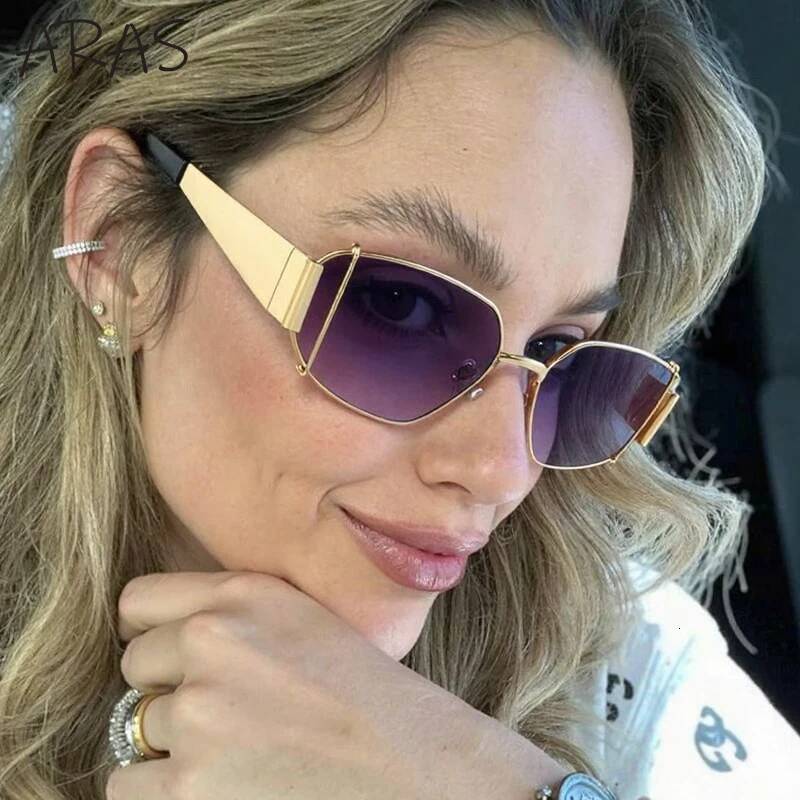 Fashion Rectangle Punk Sunglasses Women 2025 Brand Irregular Metal Frame Sunglass Sexy Vintage Traveling Eyewear Shades