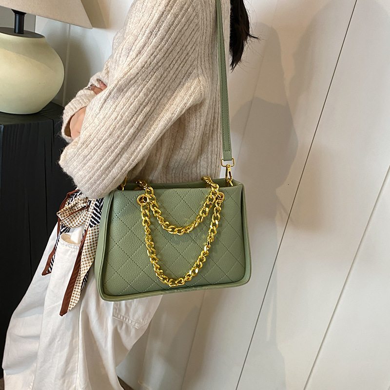 Free shipping designer Fashion Versatile Korean Style Bag for Women New Trendy Casual Small Square Bag Niche High-end Chain Bag Crossbody Bag