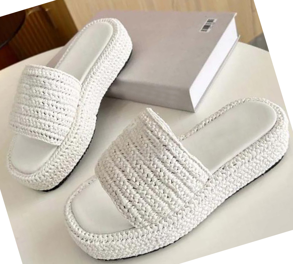 Designer Sandals La… - image