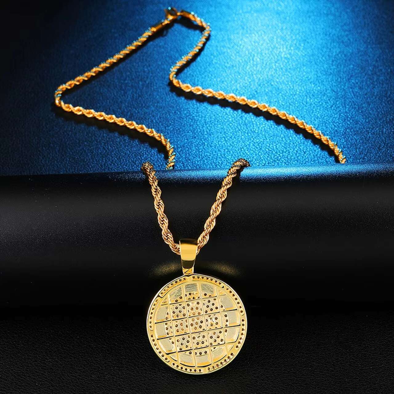 New Arrival Stylish Hip Hop 14K Gold Bling Moissanite Pendant Freemason Masonic Necklace
