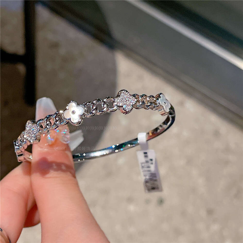 Layered Elegant Flower JOJOACC Light Internet Celebrity Style Hollow Natural Mother-of-Pearl Bracelet Temperament Jewelry